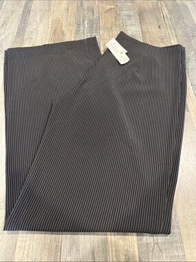 Women’s Black Pinstripe Wide-Leg Trousers